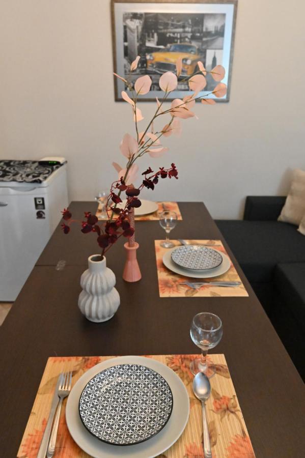 Cozy Apartment Νear Nea Paralia Of 테살로니키 외부 사진